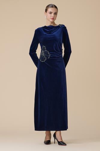 فستان كحلي طويل مخمل بتطريز