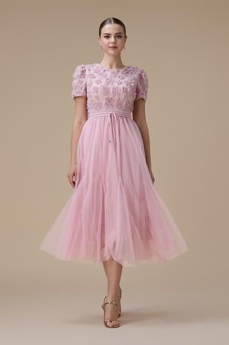 فستان ميدي وردي بتطريز ورد