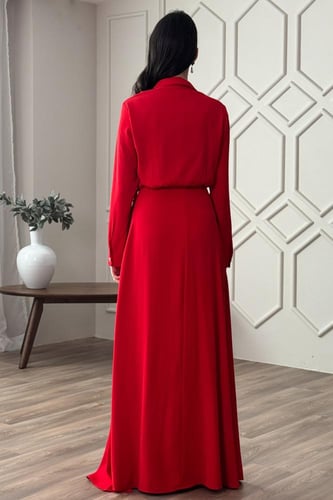 فستان طويل لف بثنيات لون احمر