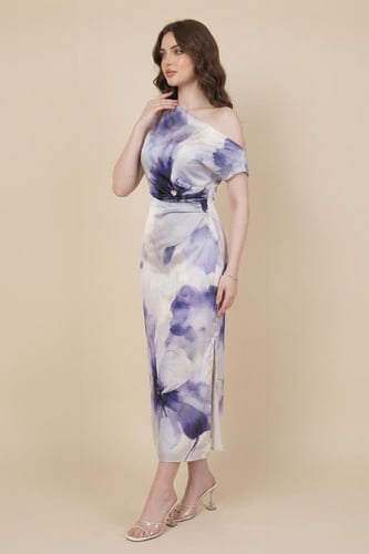 فستان ضيق بطبعة أزهار لون بنفسجي