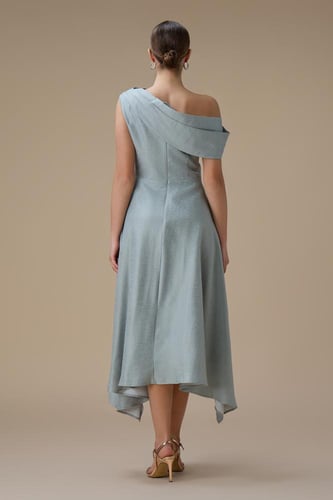 فستان ميدي ازرق بقصة كتف واحد