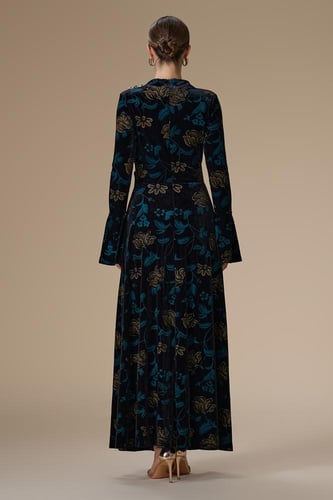 فستان اسود طويل مخمل بنقش زهري