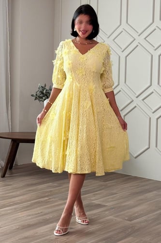 فستان ميدي دانتيل لون أصفر
