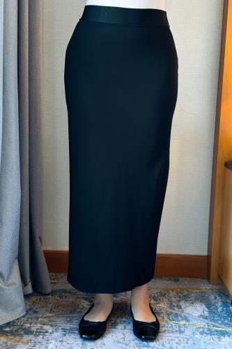 تنورة ماكسي ضيقة لون اسود