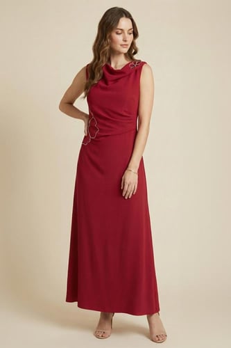 فستان ماكسي درابيه مزيت بالفصوص لون أحمر