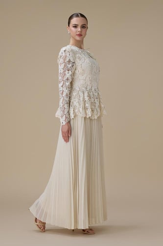 فستان دانتيل طويل سكري بليسيه