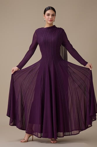 فستان طويل بنفسجي بوشاح كتف