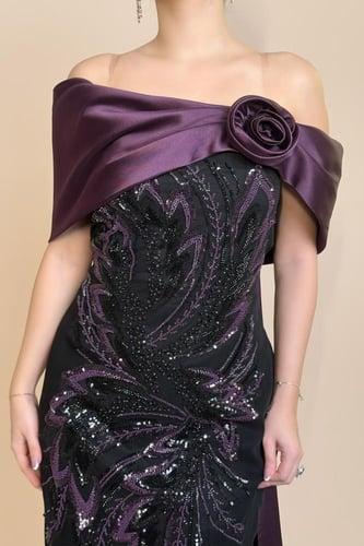 فستان سهرة طويل بنفسجي اوف شولدر