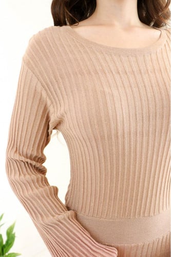 فستان طويل مموج بأكمام طويلة لون فوشي