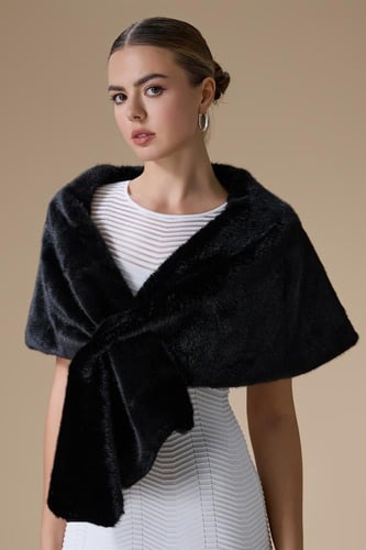 شال فرو قصير اسود