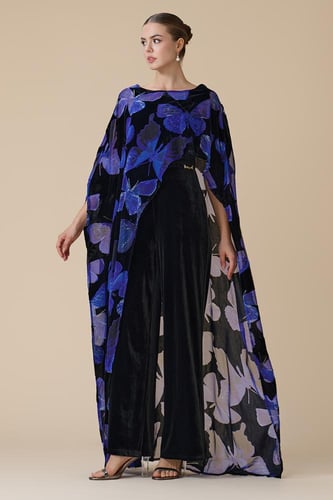 جمبسوت بنفسجي مع كاب بطبعة فراشات