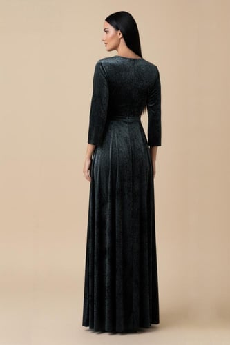 فستان ماكسي مخملي بطبعة زهور