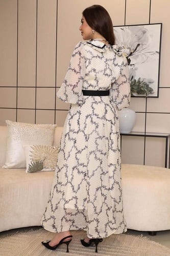 فستان طويل بأكمام بف