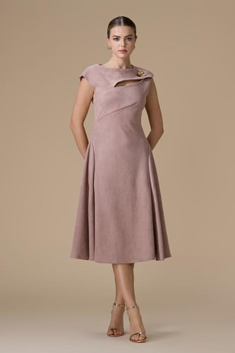 فستان وردي قصير شامواه