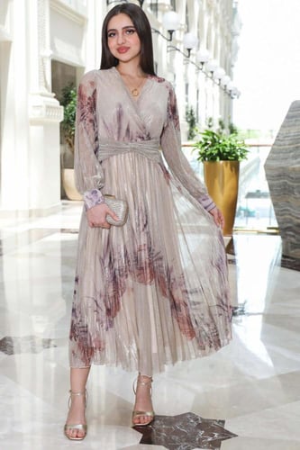 فستان تل ميدي بكسرات لون موف