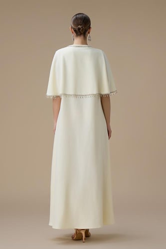 جلابية أنيقة أصفر فاتح بتطريز فضي