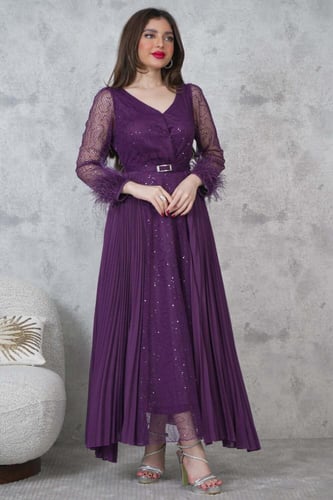 فستان ماكسي مزين بالترتر بأكمام شفافه لون موف