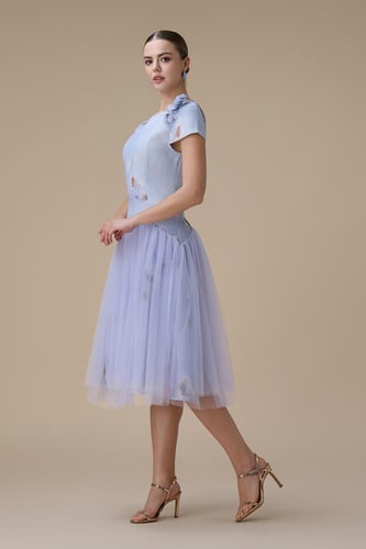 فستان قصير موف فاتح بتنورة تول