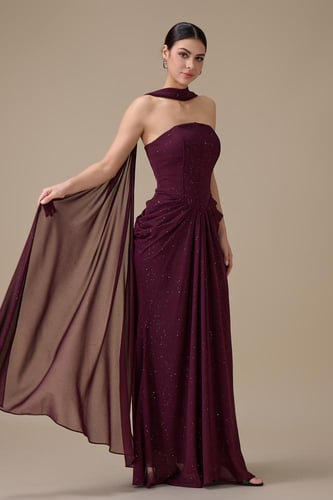 فستان عنابي طويل مع شال بتصميم درابيه