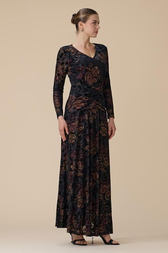 فستان اسود ماكسي انيق مشجر