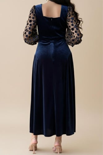 فستان مخملي بأكمام جوبير لون كحلي