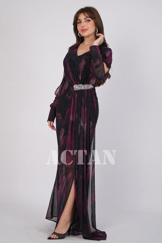 فستان ماكسي بطرف جانبي لون عنابي