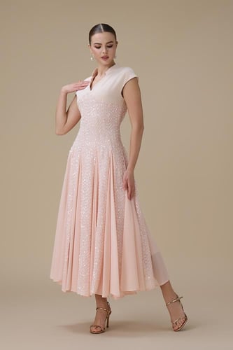 فستان ميدي مشمشي مطرز بالترتر