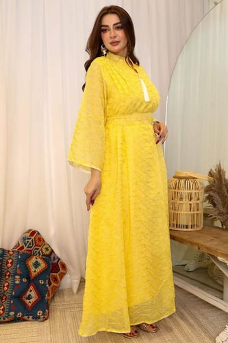 جلابية ماكسي بكم طويل وحزام لون اصفر