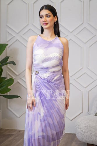 فستان بكسرات غير متساوي الطول لون بنفسجي