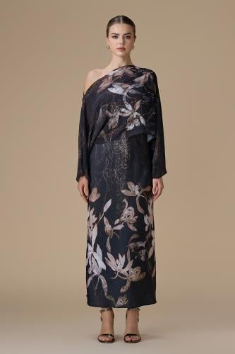 فستان بني طويل شيفون مشجر