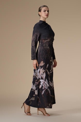 فستان بني طويل كريب