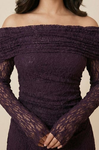 فستان طويل بنفسجي اوف شولدر