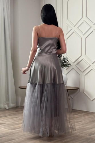 فستان سهره توب مزين يشريط كريستال لون رمادي