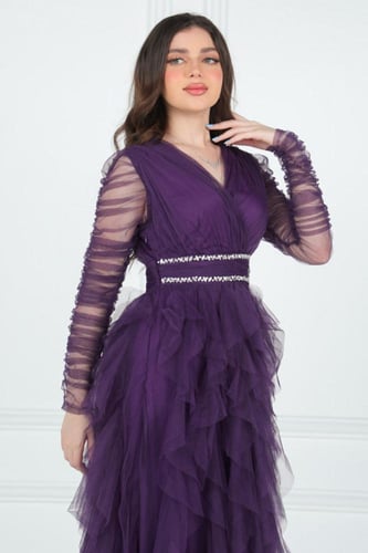 فستان سهره بطبقات كشكش مطرز الخصر لون بنفسجي