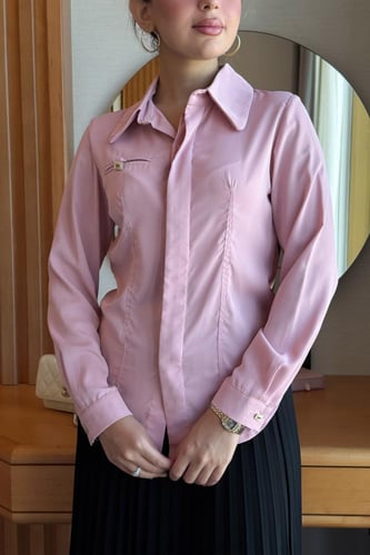 قميص بقصة ناعمةلون وردي
