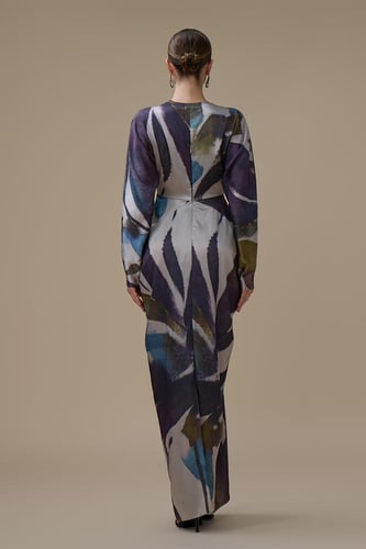 فستان بنفسجي طويل بقصة لف