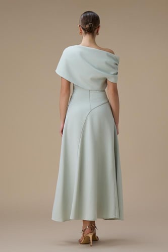 فستان اخضر فاتح طويل اوف شولدر