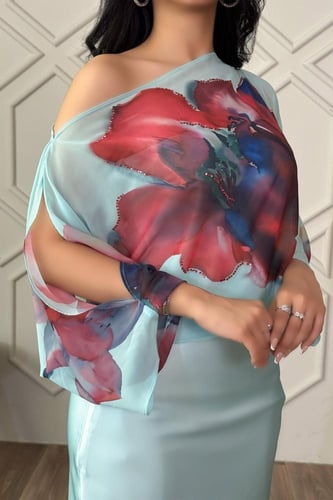 فستان قطعتين ساتان بطبعة أزهار لون أزرق