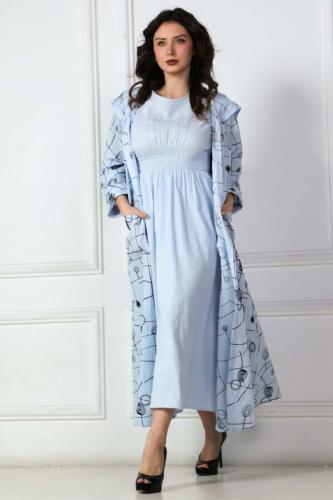 طقم فستان مزموم الخصر بمعطف بقبوع لون سماوي