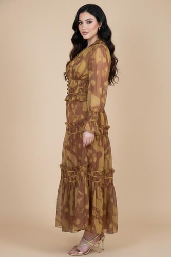 طقم تنورة وبلوزة بزم باكمام بف