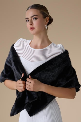 شال فرو قصير اسود