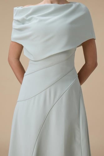 فستان اخضر فاتح طويل اوف شولدر