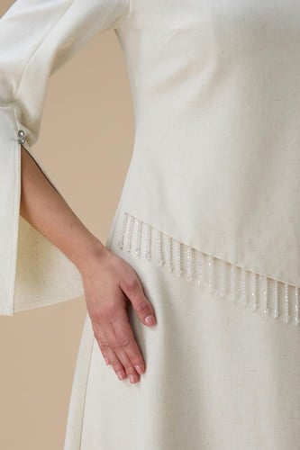 فستان بيج طويل برباط جانبي