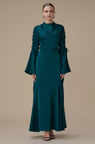 فستان طويل اخضر ساتان