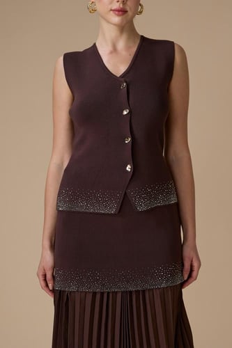 طقم بني بليسيه بدون اكمام