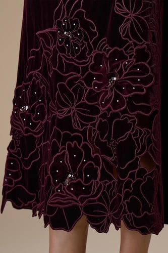 فستان عنابي ميدي مخمل