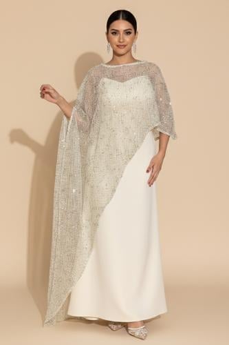 فستان طويل بيج فاتح بكاب مطرز