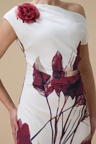 فستان برغندي ميدي أوف شولدر بطبعة زهور