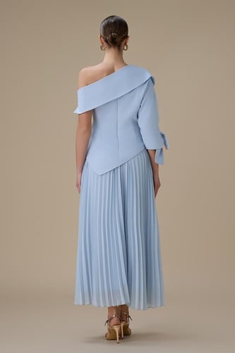 فستان طويل ازرق بيليسه بكتف واحد