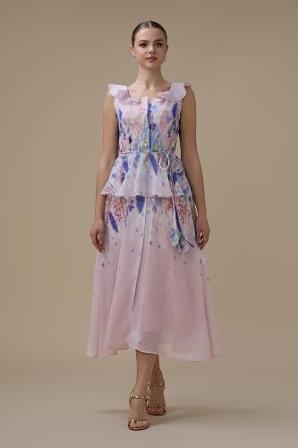 فستان وردي متوسط الطول بنقشة زهور وكشكش أنيق